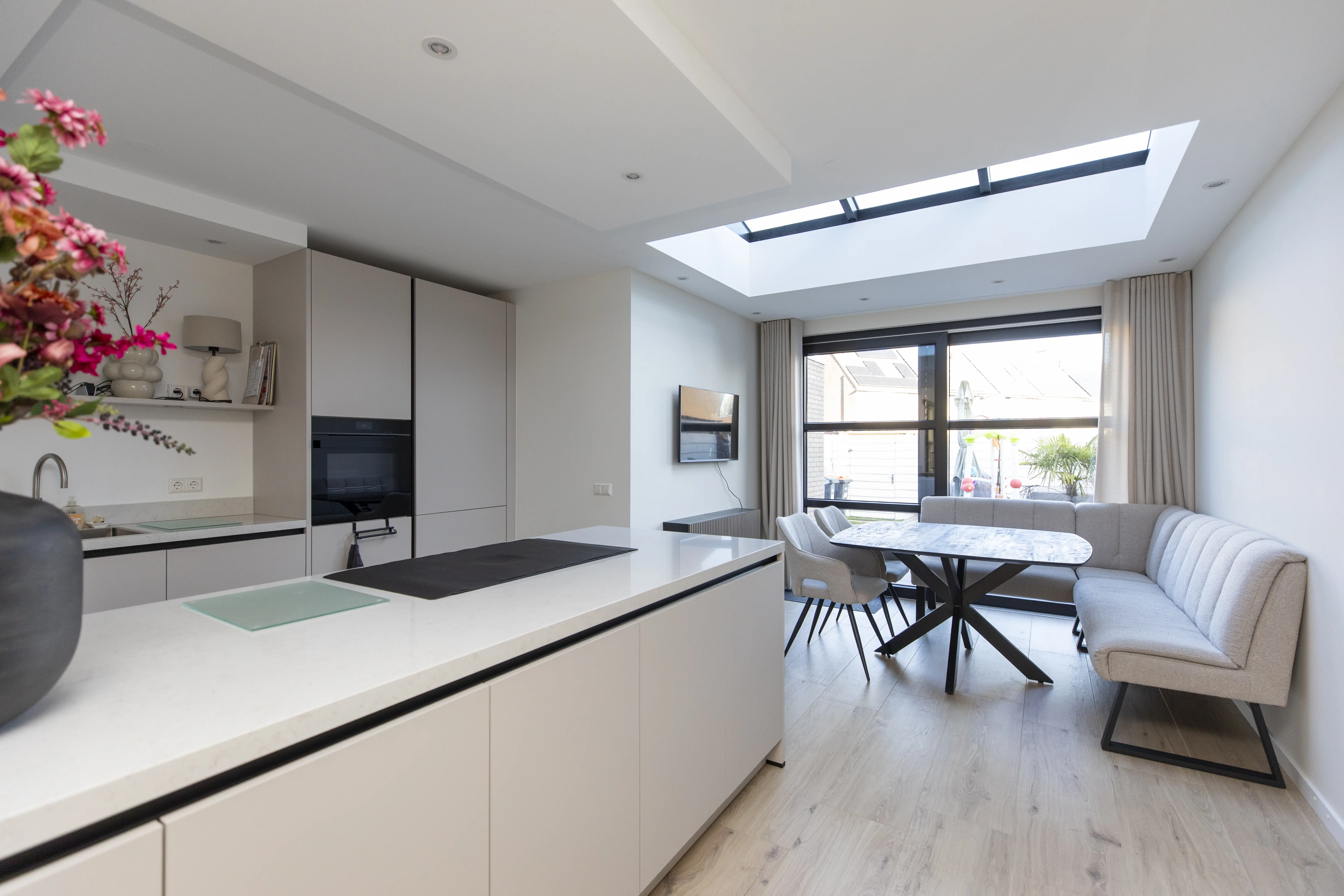 Aanbouw laten plaatsen in Bleskensgraaf - 489a3566